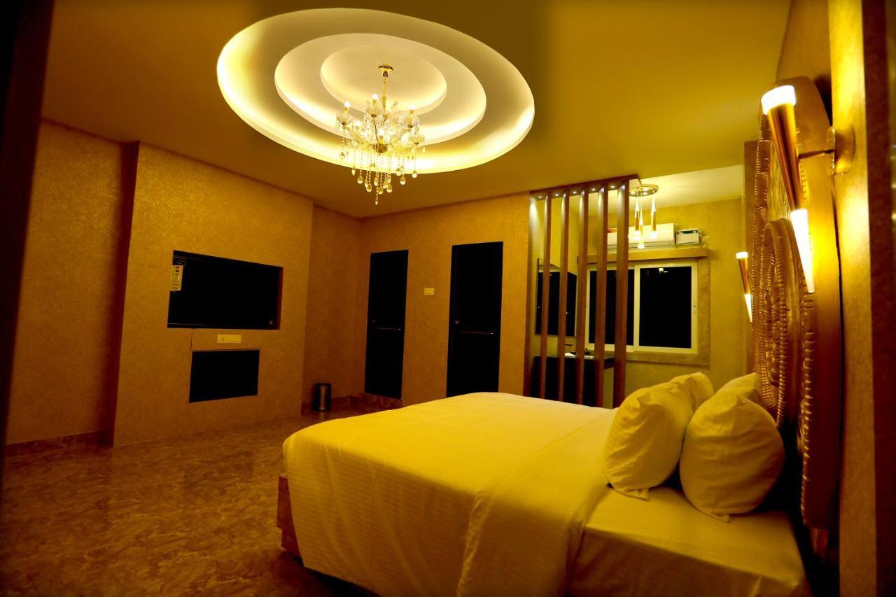Mehar Inn Hotel กาไรก์กูดี ภายนอก รูปภาพ