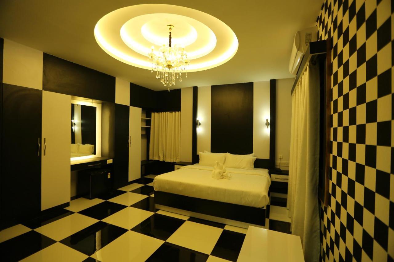Mehar Inn Hotel กาไรก์กูดี ภายนอก รูปภาพ