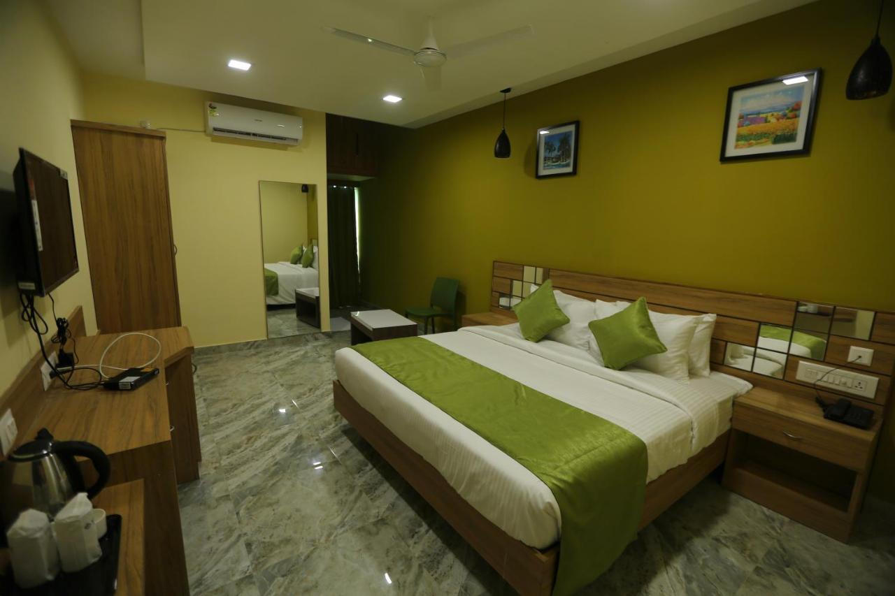 Mehar Inn Hotel กาไรก์กูดี ภายนอก รูปภาพ